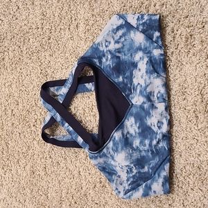 Lululemon bra size 8